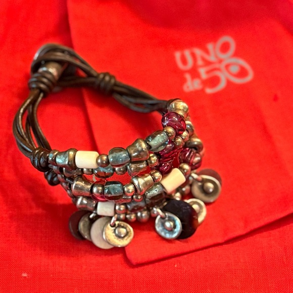 UNO de 50 Jewelry - UNO de 50 Red and Blue Beaded Bracelet